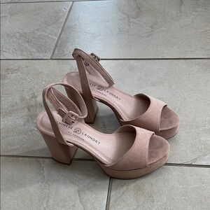 Chinese Laundry Women's Tan Block Heel Sandals